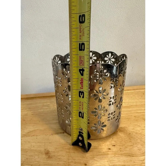 Metal Floral Candle Holder - Picture 6 of 7